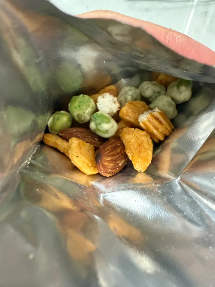 2025/09/26 普渡搶來的零食