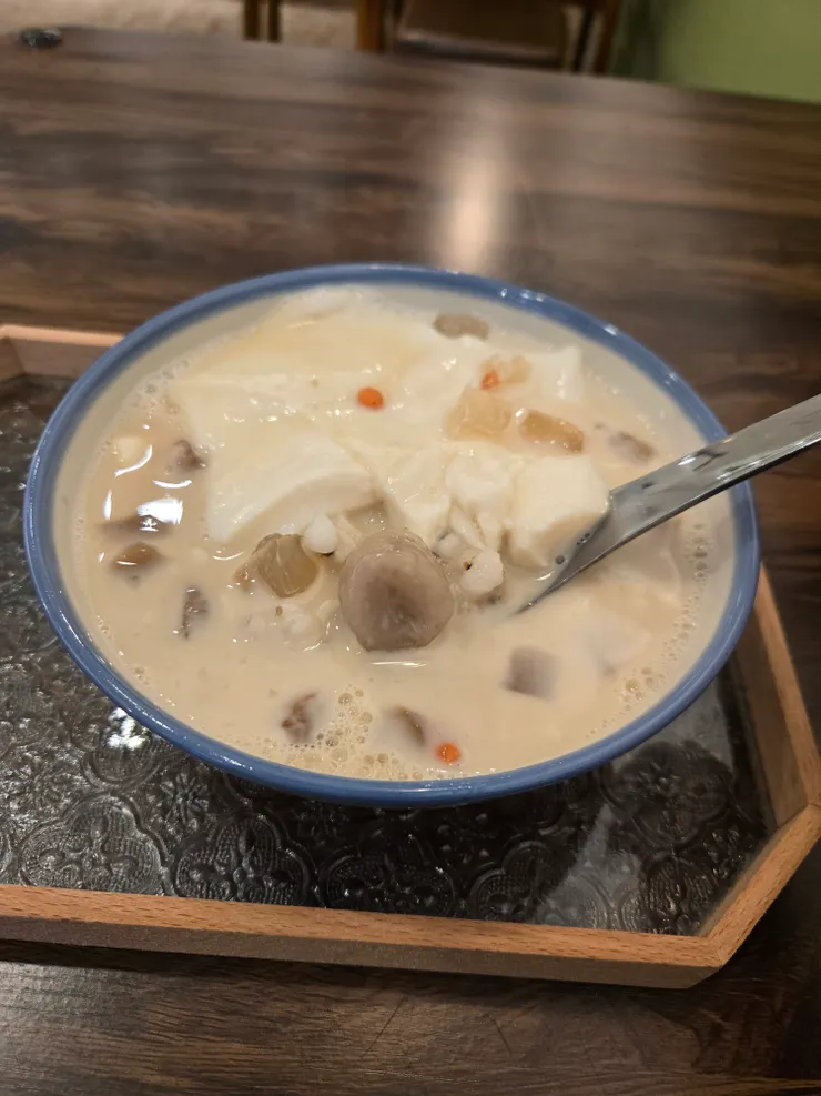 不會很甜而且料多