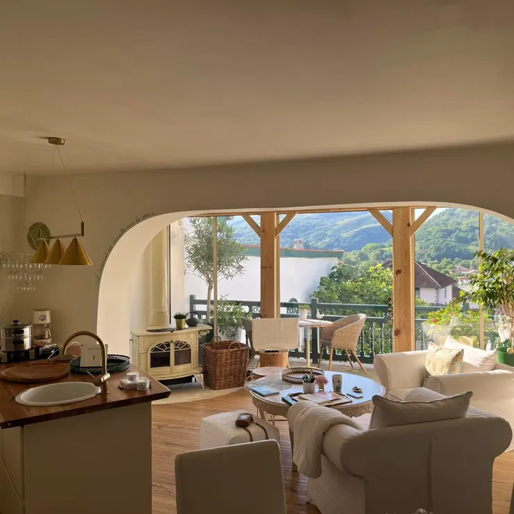 Maison Mâje 的女主人房 (不是客房，客房也簡單美麗)