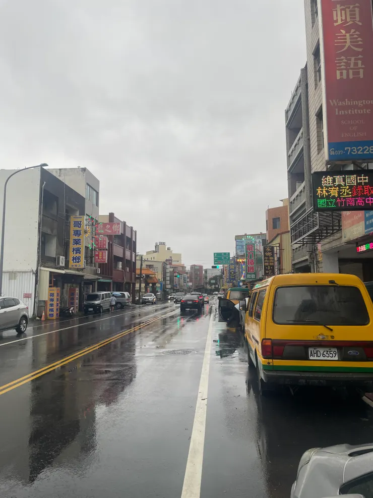 雨中後龍