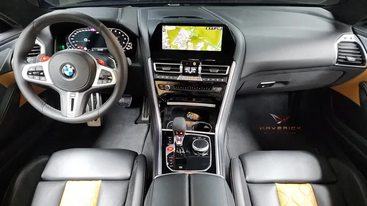 BMW M8 Gran Coupe Competition內裝