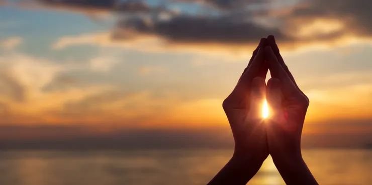 你的內在有無限的光，他比任何人都愛你