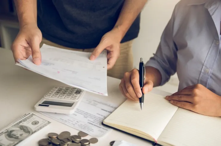 真正的管錢高手不只記帳，是能一邊讓全家人過得舒心，一邊還能讓存款數字與日俱增。圖/123RF圖庫