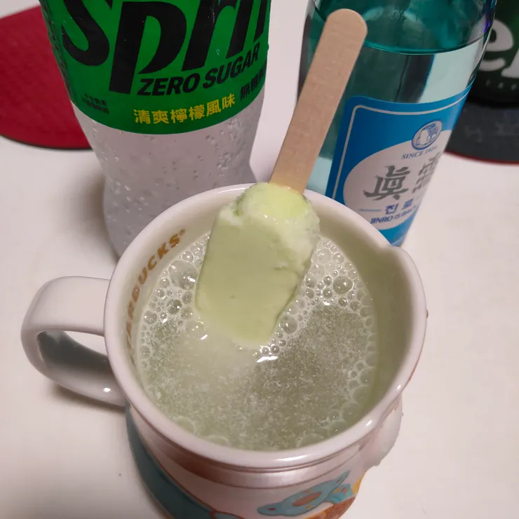 比例1：1，插入冰棒