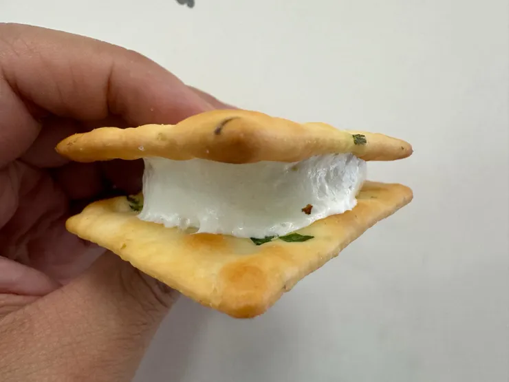 小珍珠的牛軋餅,深受韓國觀光客喜愛