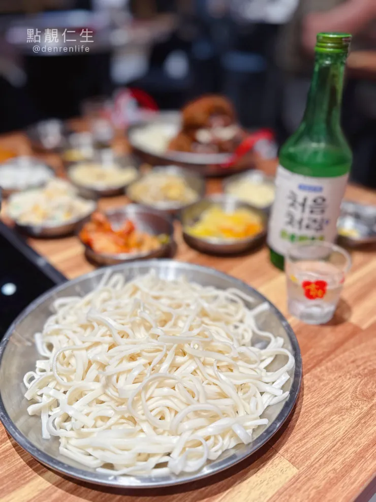 主食麵條｜韓國一隻雞Lalaport南港店