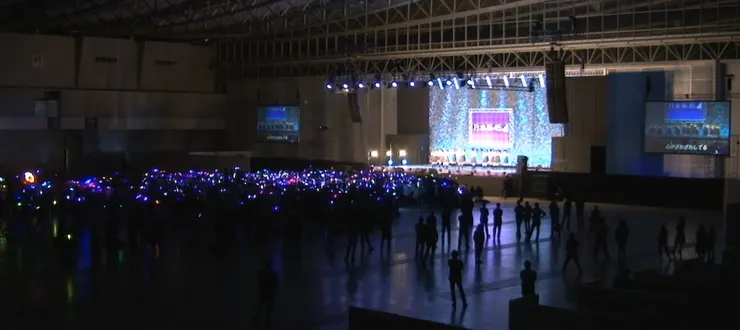 第一次Under Live的冷清現場