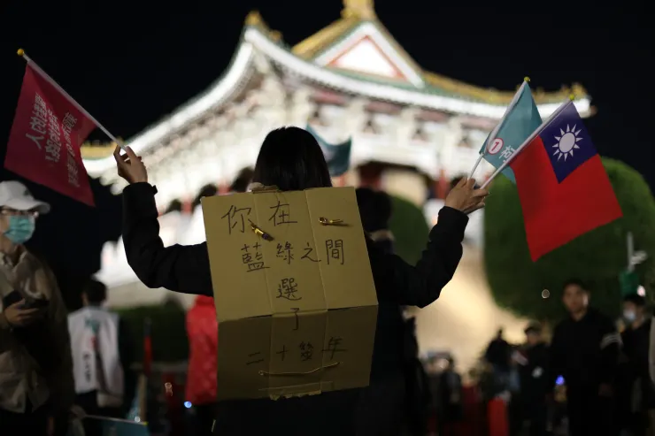 這大概是難得可以站在路中間拍照的時刻了