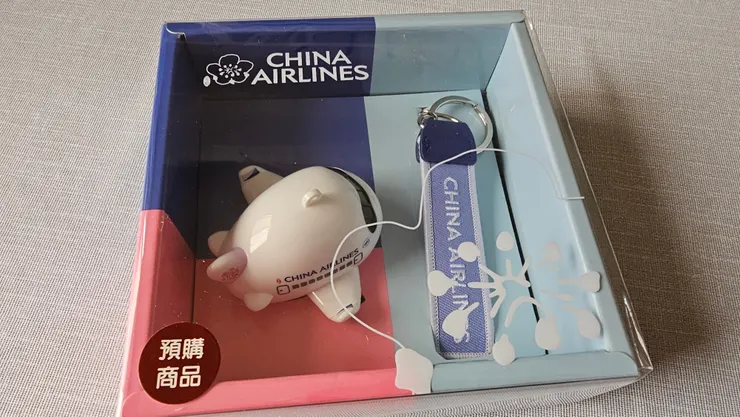 這是中華航空3D立體一卡通!一個899元!超可愛!我應該會捨不得用!