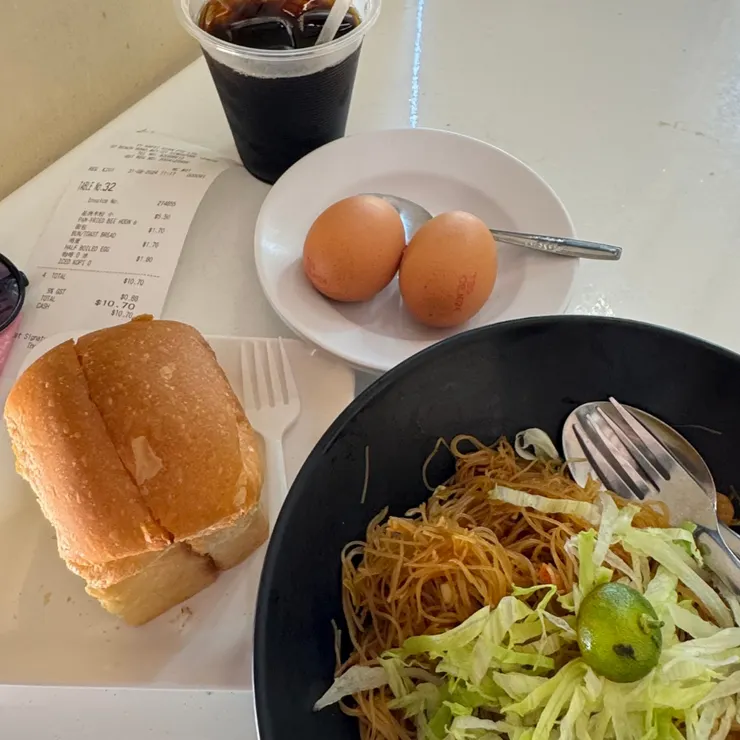 跟亞坤不一樣的是用麵包夾kaya醬,我更喜歡喜園的麵包!