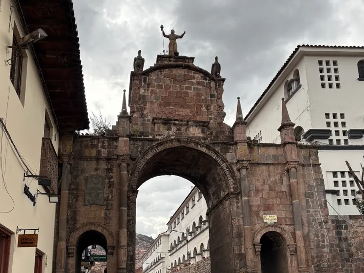 聖克拉拉拱門 (Arco de Santa Clara)