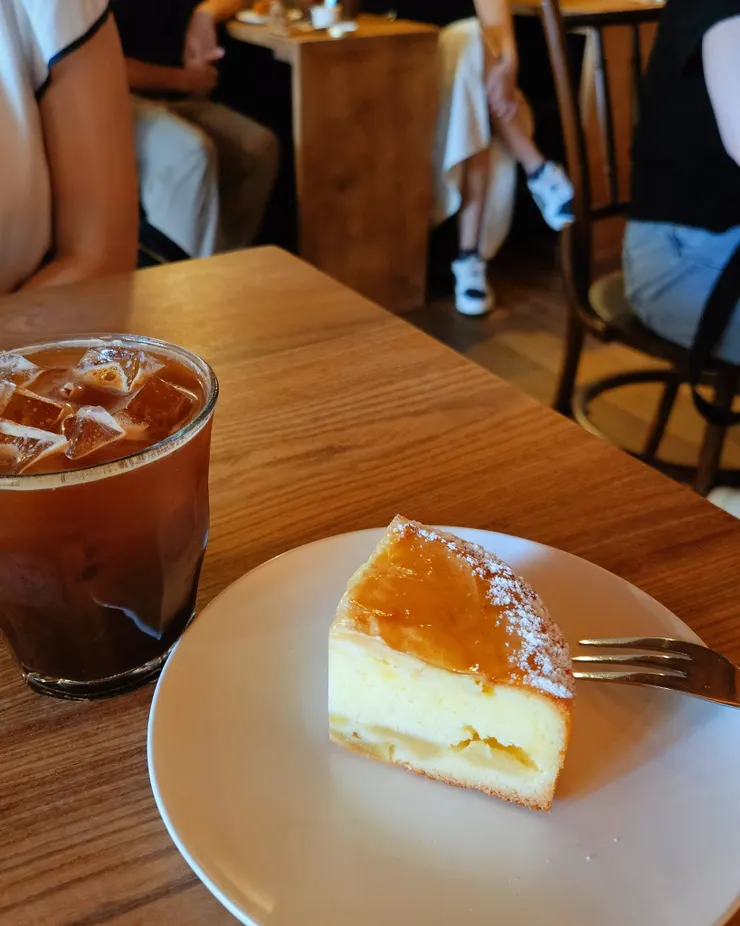 森夜 Bread & Coffee