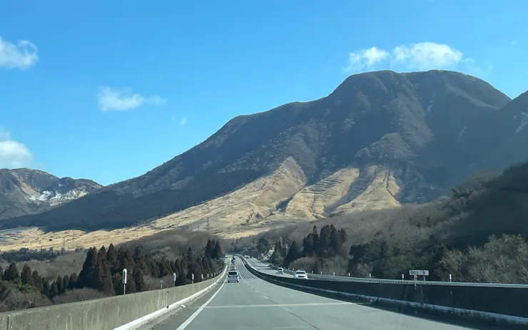 前往九洲動物園高速的風景