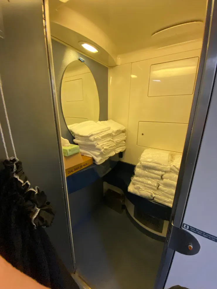 舊車廂浴室（一節車廂兩間）