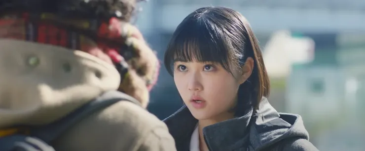 劇中女主角-原菜乃華