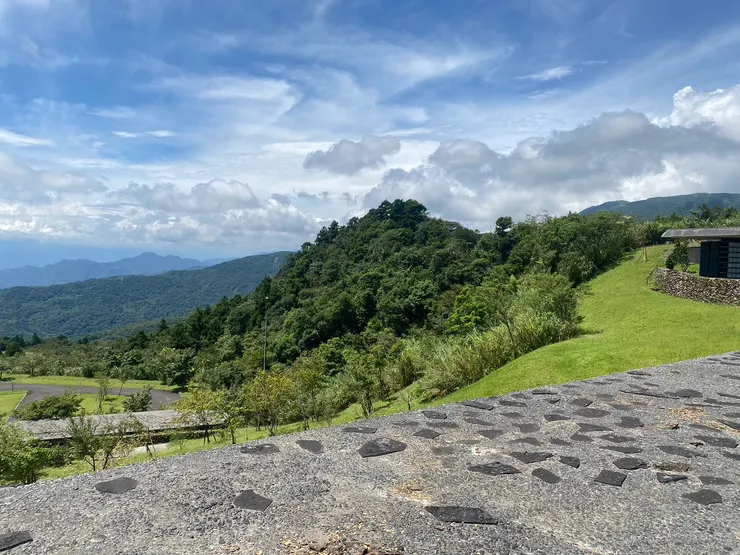 納骨櫃屋頂的風景(*°▽°*) /✧