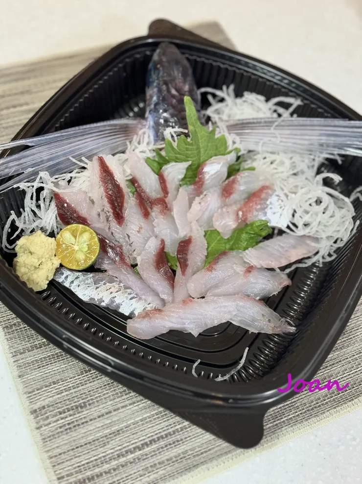 飛魚生魚片