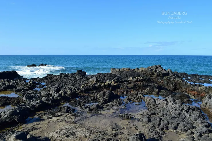 Bundaberg 的海邊，天空與大海都很藍，也許就是此刻愛上大海的