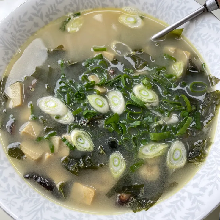 這次做的海帶湯,都看不太到海帶了