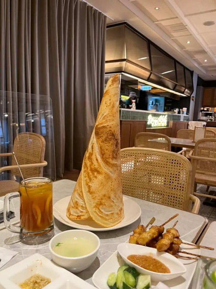 南洋風餐廳的巫師帽烤餅