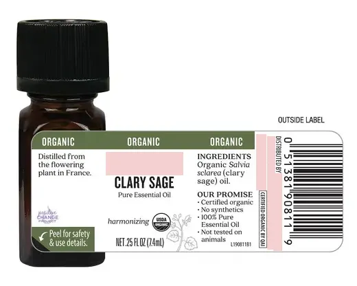 包裝有關鍵資料，包括植物學名和拉丁全名、產地、萃取方法、萃取的植物部位