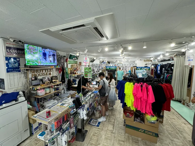 也有香港人特地前來購買