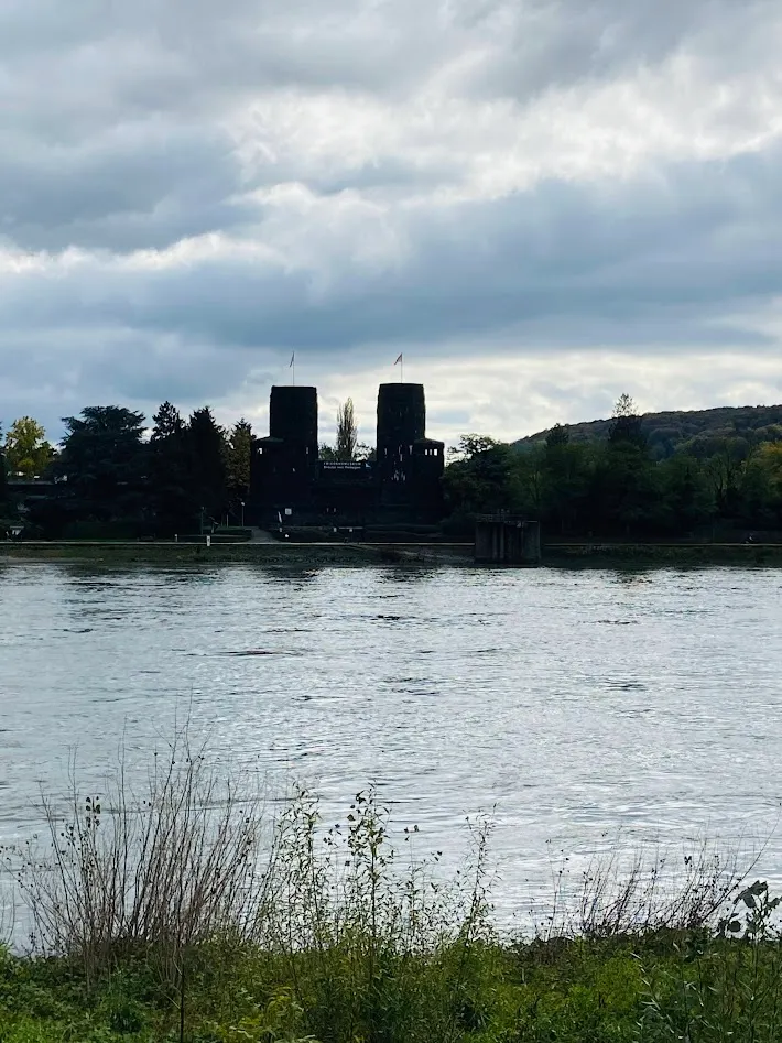 雷馬根和平博物館