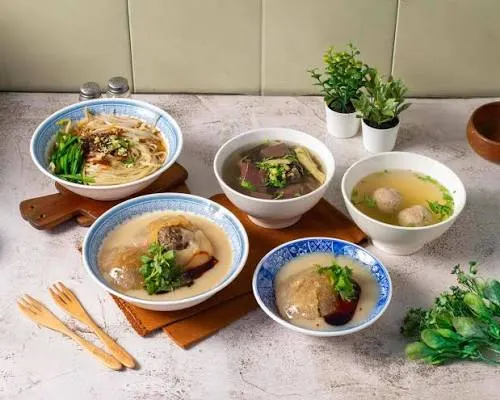 烏日在地肉圓/豬血、丸子湯(圖片截圖於網路)