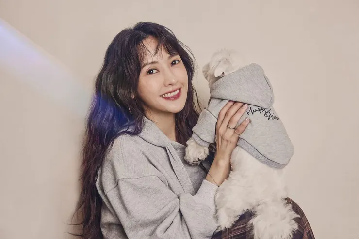 大元與愛犬「小柱」一起穿母子裝，直呼超可愛。（圖／LAVIDO提供）