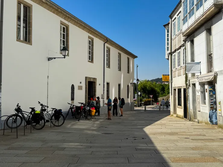 要換朝聖證書必須到Pilgrim’s Reception Office抽號碼牌換取證書。事先可以在網路上填資料免去等待的時間。 