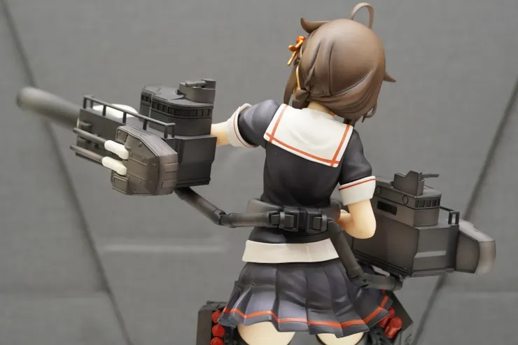 背面角度腰部有連結處