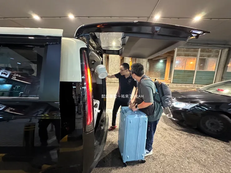 機場接送直達機場很方便。