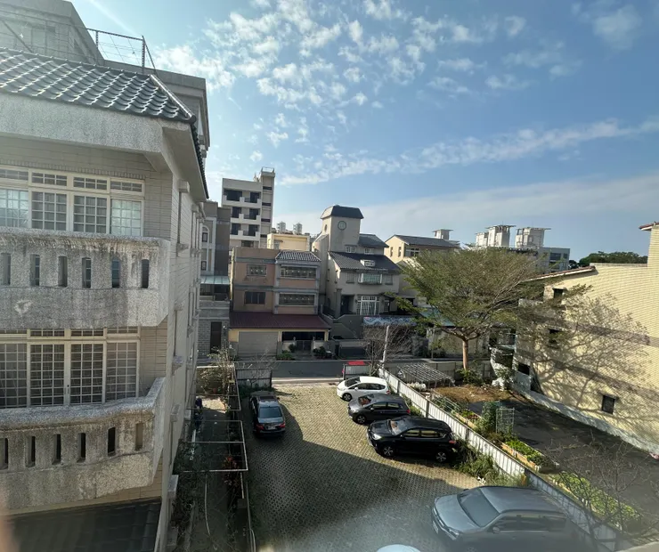 對天大喊的景色，我祈禱上天拜託大家都不在