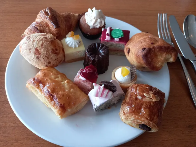 涵碧樓下午茶的糕餅類甜點!