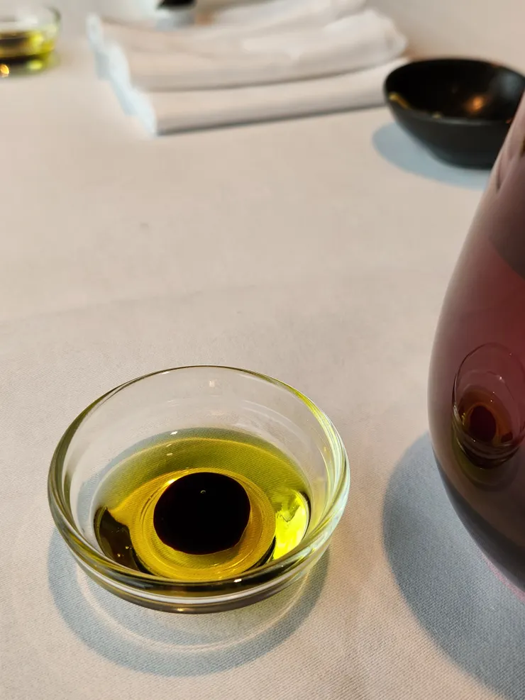 沾麵包用的橄欖油