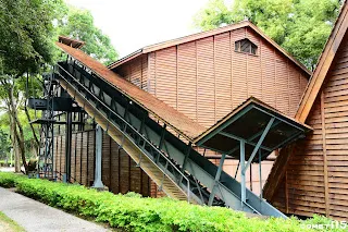 從燃料倉到鍋爐間的輸送帶