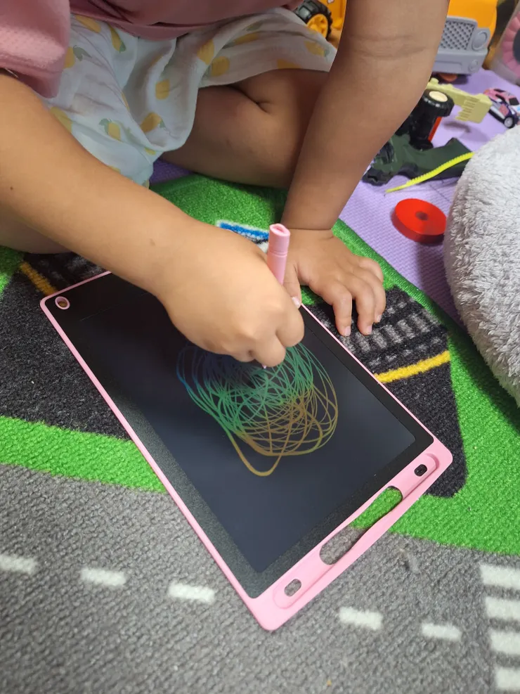 4歲孩子畫的樣子