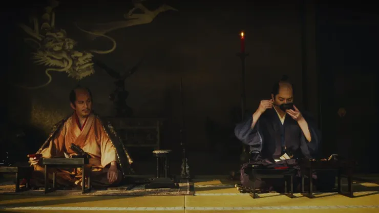 一頓飯吃得盡是心眼與算計