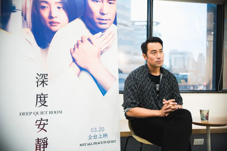 《深度安靜》演員張孝全專訪。／攝影：莊泳翔