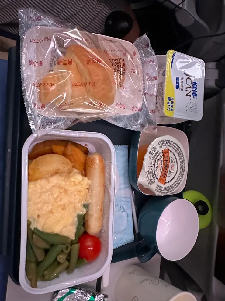 第一次吃飛機餐