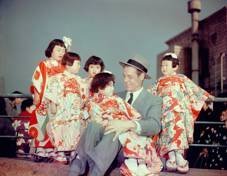 《東京暗黒街・竹の家》裡日本女性都穿和服