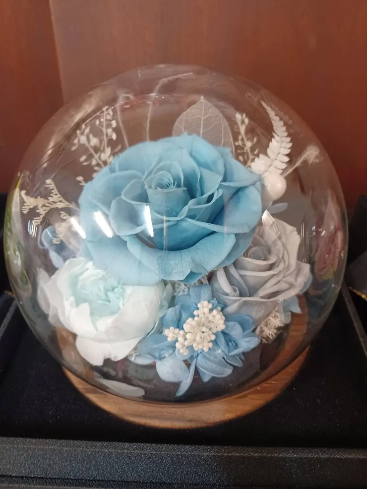 心情故事花房新品上市：永生花玻璃花中——傳遞不凋零的心意