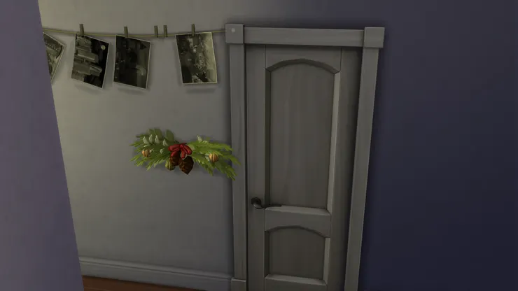 走廊裏有扇門，跟其他房間都不同。