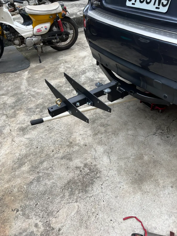 插入拖車架看一下高度