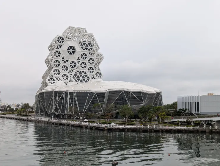 蜂巢流行音樂館