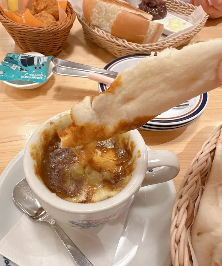 沾醬汁讚讚! 然後我吃光光了嘿嘿(豬啊)