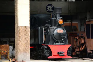 修復完成的650號蒸汽機車
