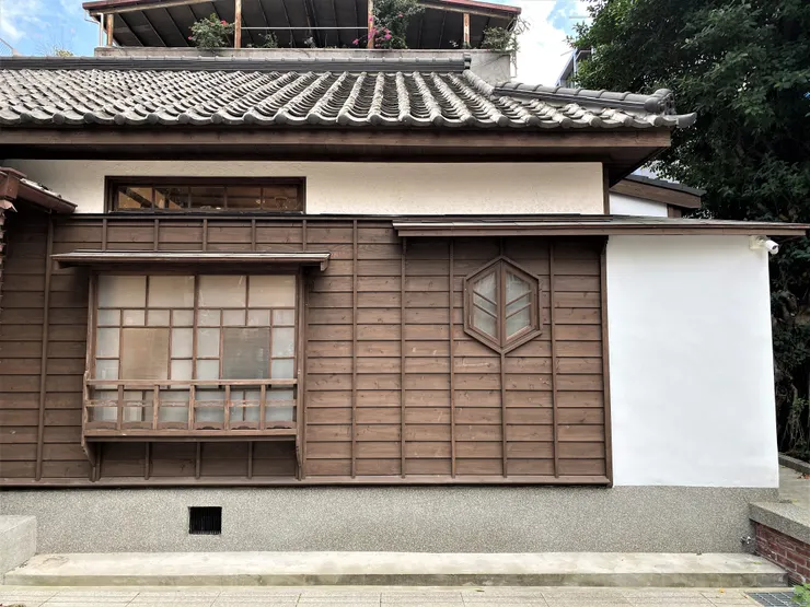 造型別致的八角窗