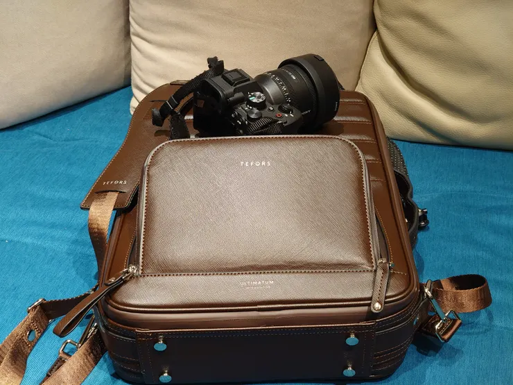 新的街拍相機包