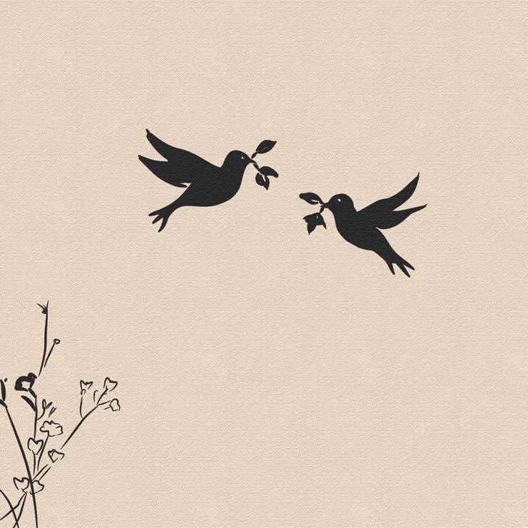 季節變更，燕子銜著葉子翩翩飛。